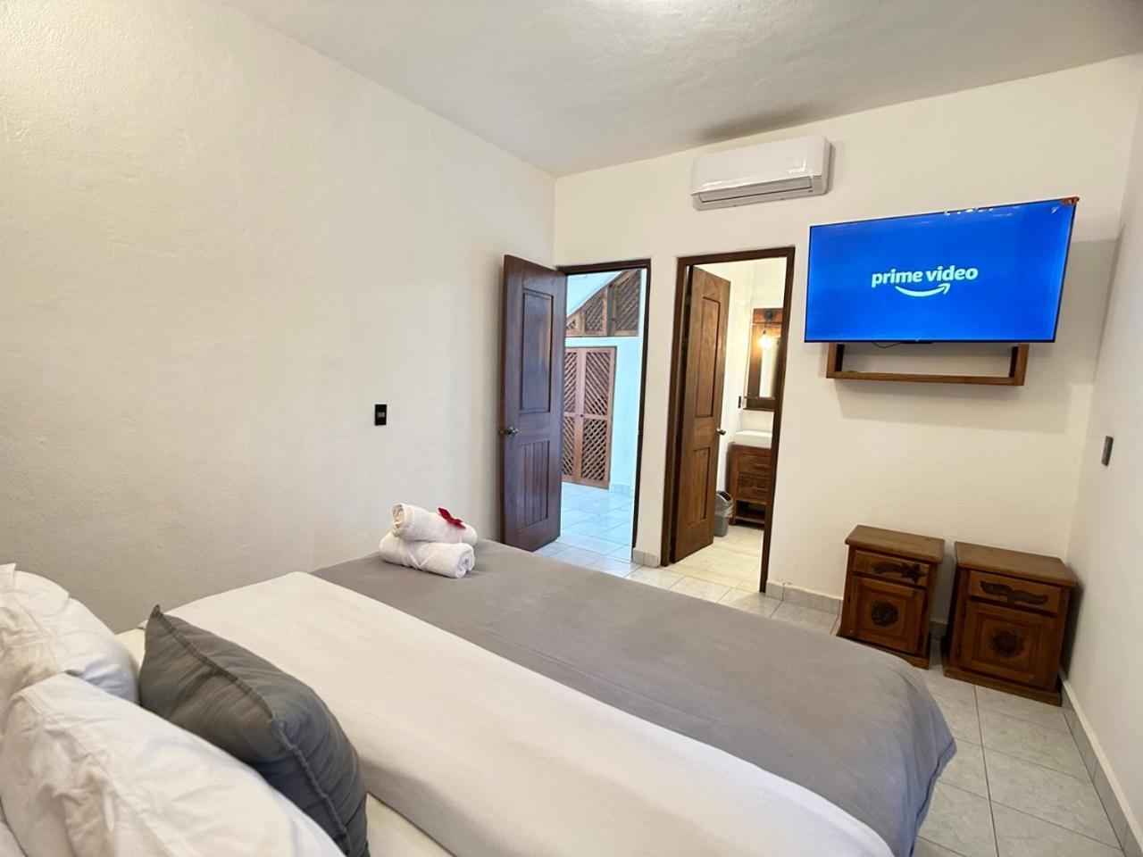 Hotel Tres Santos Troncones Extérieur photo